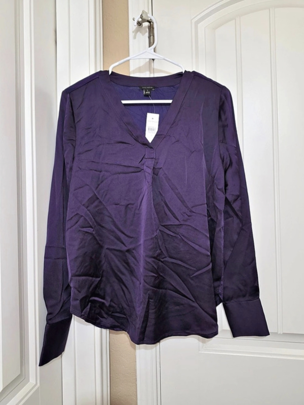 Ann Taylor Long Sleeve Blouse in Purple Size Small NWT